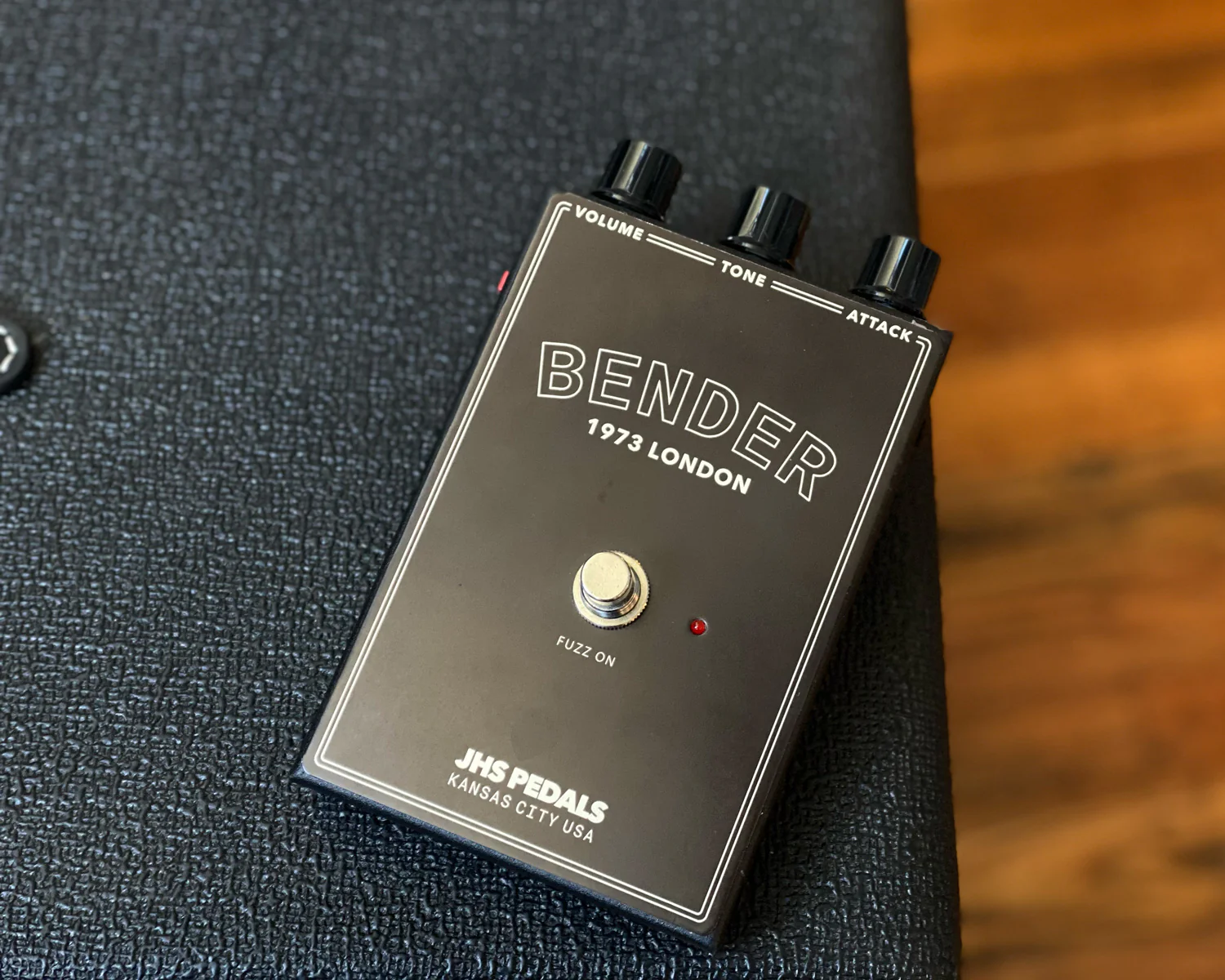 Fuzz效果器 Bender