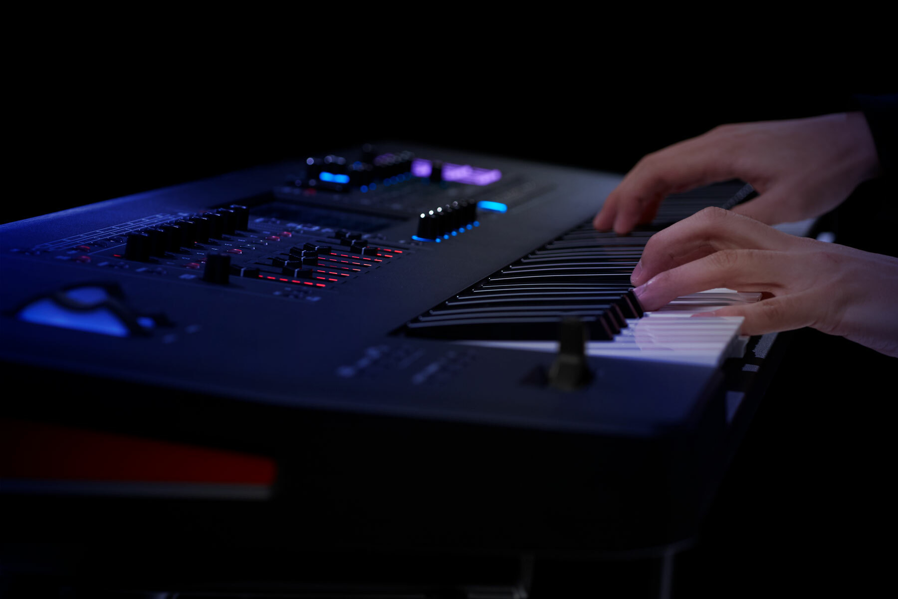 Roland FANTOM 06 61鍵 合成器 音樂工作站